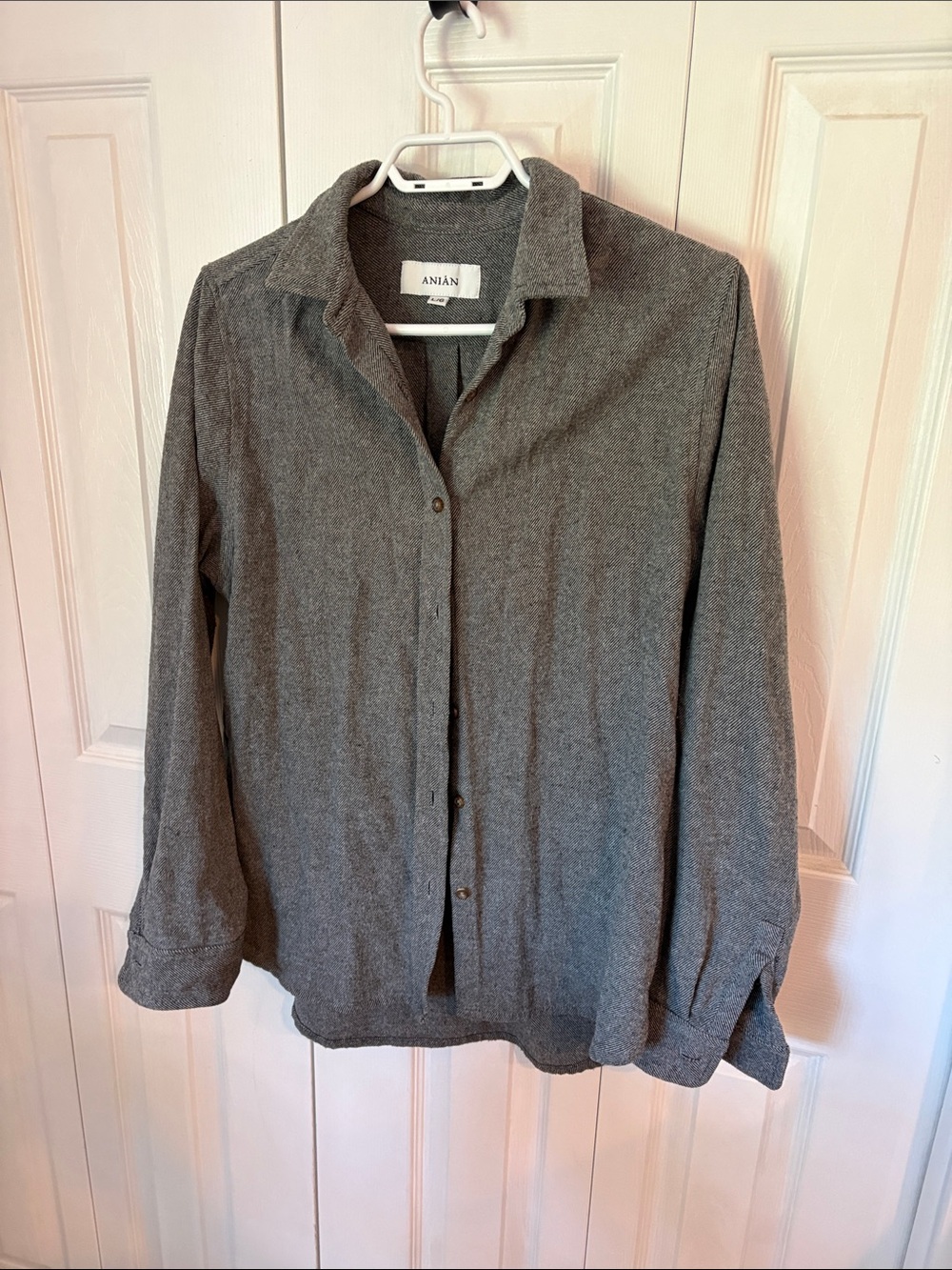 ANIAN Gray Button-Down Women's Shirt